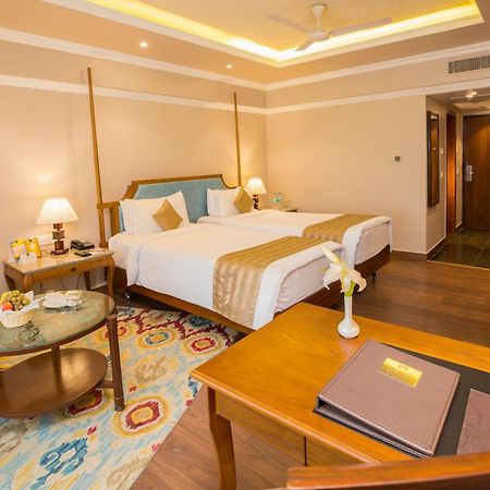 Hotel Swosti Premium Bhubaneswar Dış mekan fotoğraf