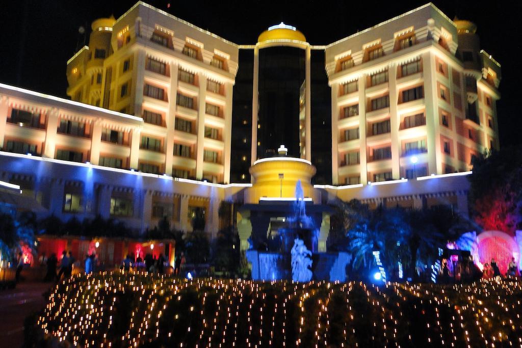 Hotel Swosti Premium Bhubaneswar Dış mekan fotoğraf