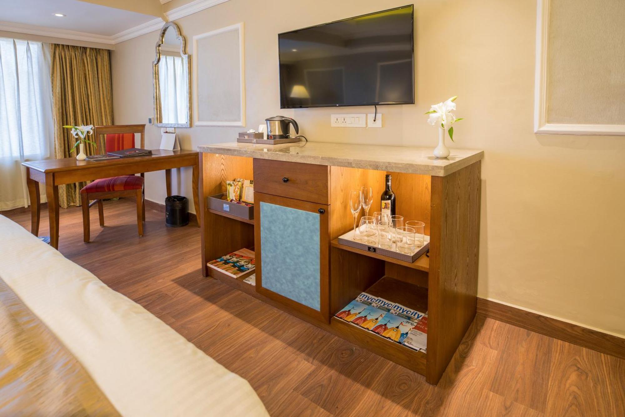 Hotel Swosti Premium Bhubaneswar Dış mekan fotoğraf