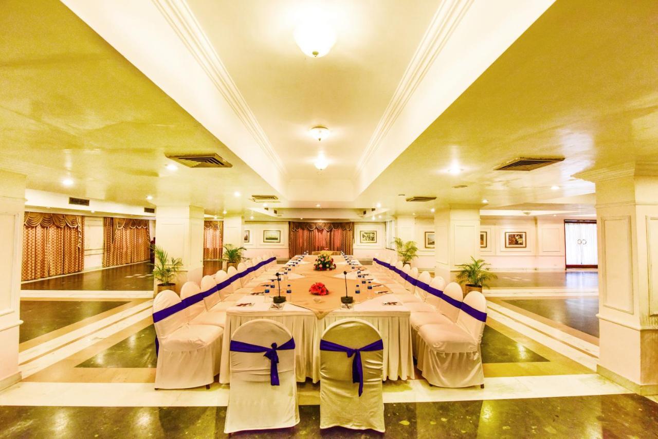 Hotel Swosti Premium Bhubaneswar Dış mekan fotoğraf
