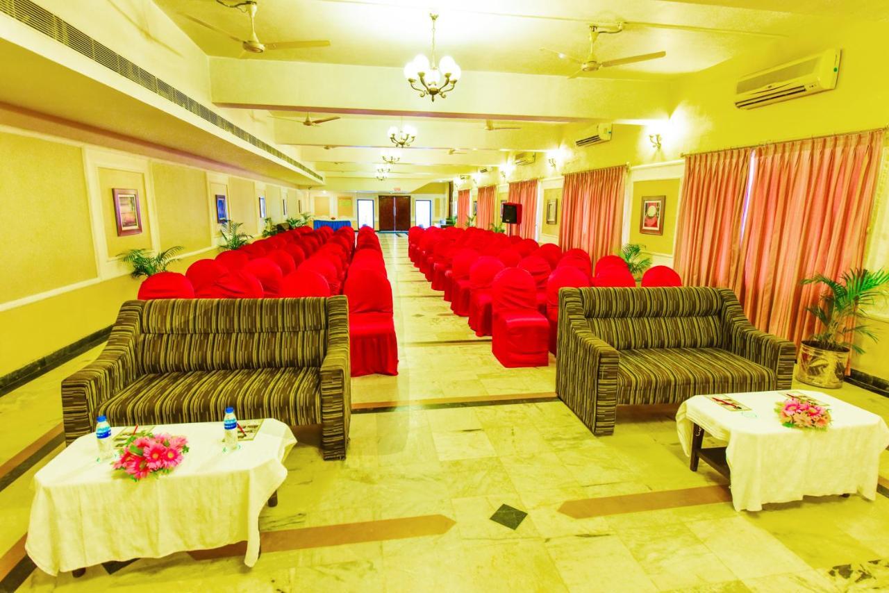 Hotel Swosti Premium Bhubaneswar Dış mekan fotoğraf