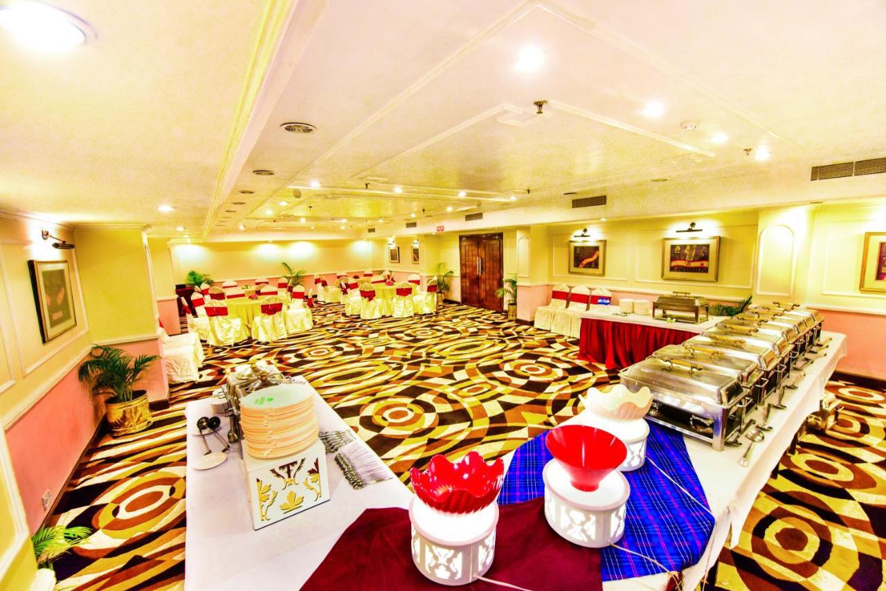 Hotel Swosti Premium Bhubaneswar Dış mekan fotoğraf