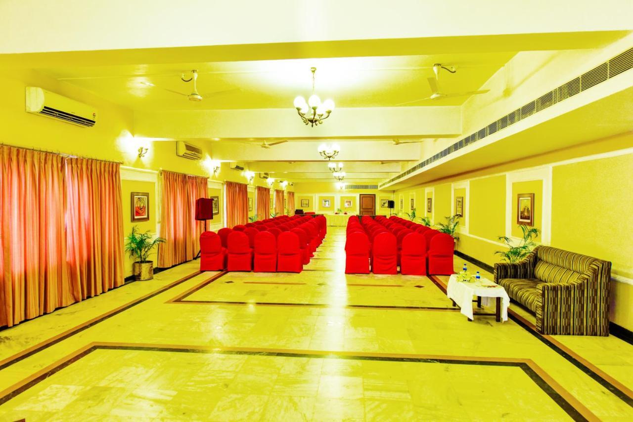Hotel Swosti Premium Bhubaneswar Dış mekan fotoğraf